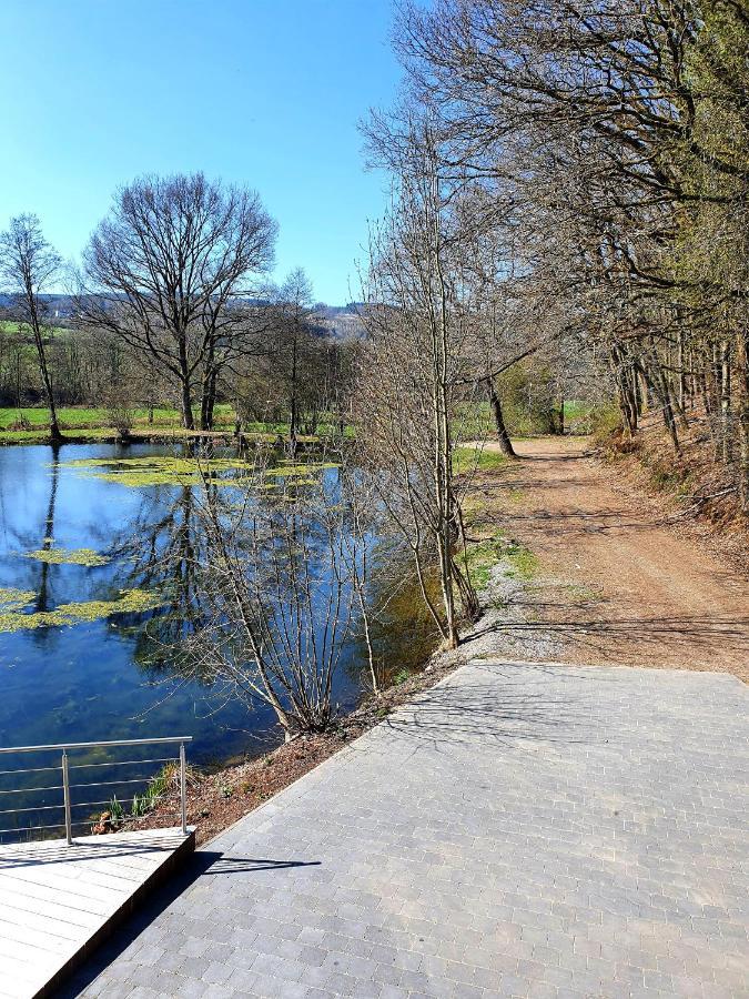מאלמדי Les Etangs Du Thioux Guest House מראה חיצוני תמונה